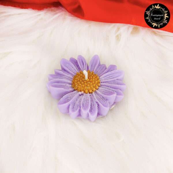 Floating Daisy Candle (Lavender+Brown) - Image 2