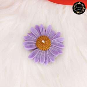 Floating Daisy Candle (Lavender+Brown)